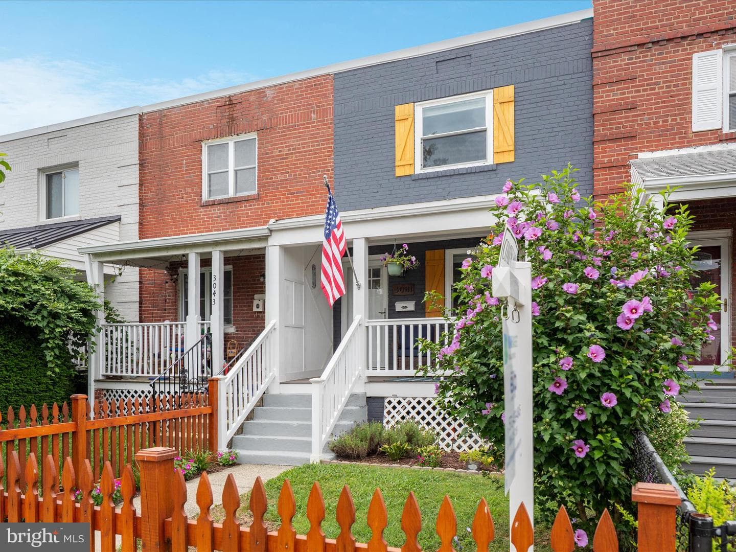 3041 Manning Street photo 2