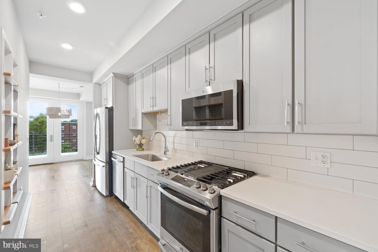1800 Mount Vernon Avenue #314 photo 4