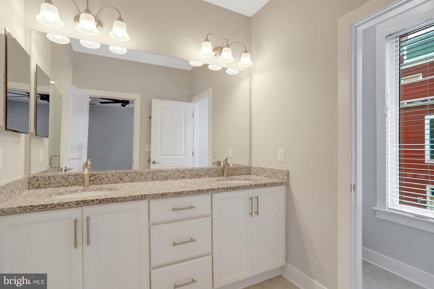 721 Watson Street photo 35