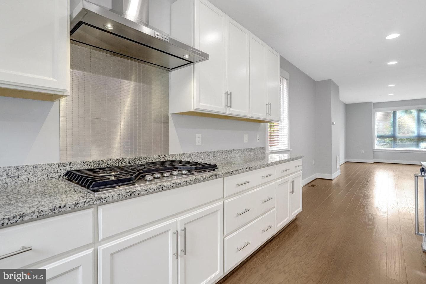 721 Watson Street photo 38