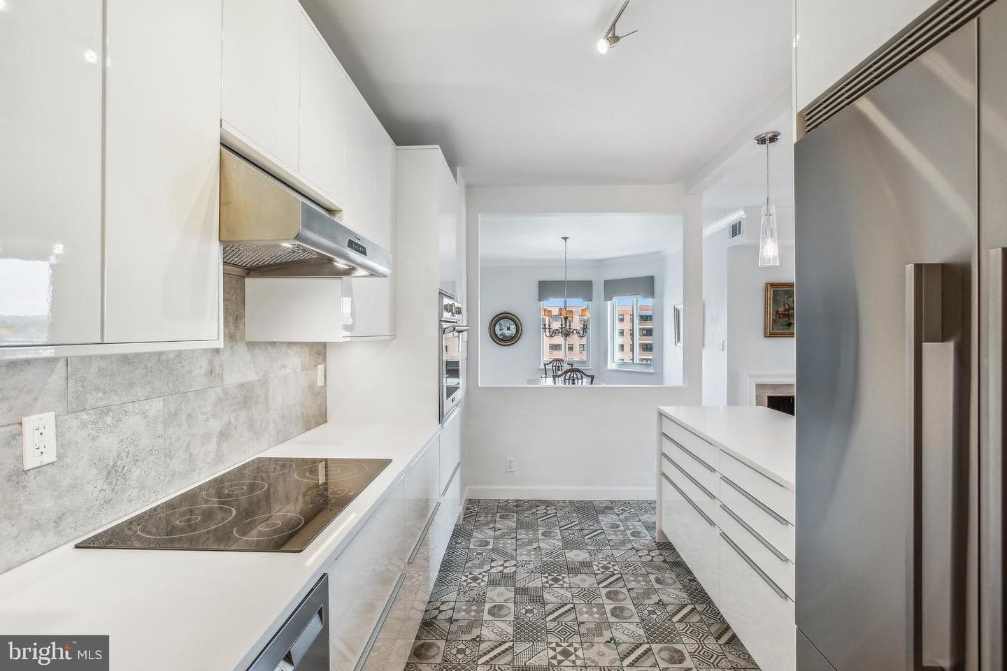 1250 S Washington Street #820 photo 19