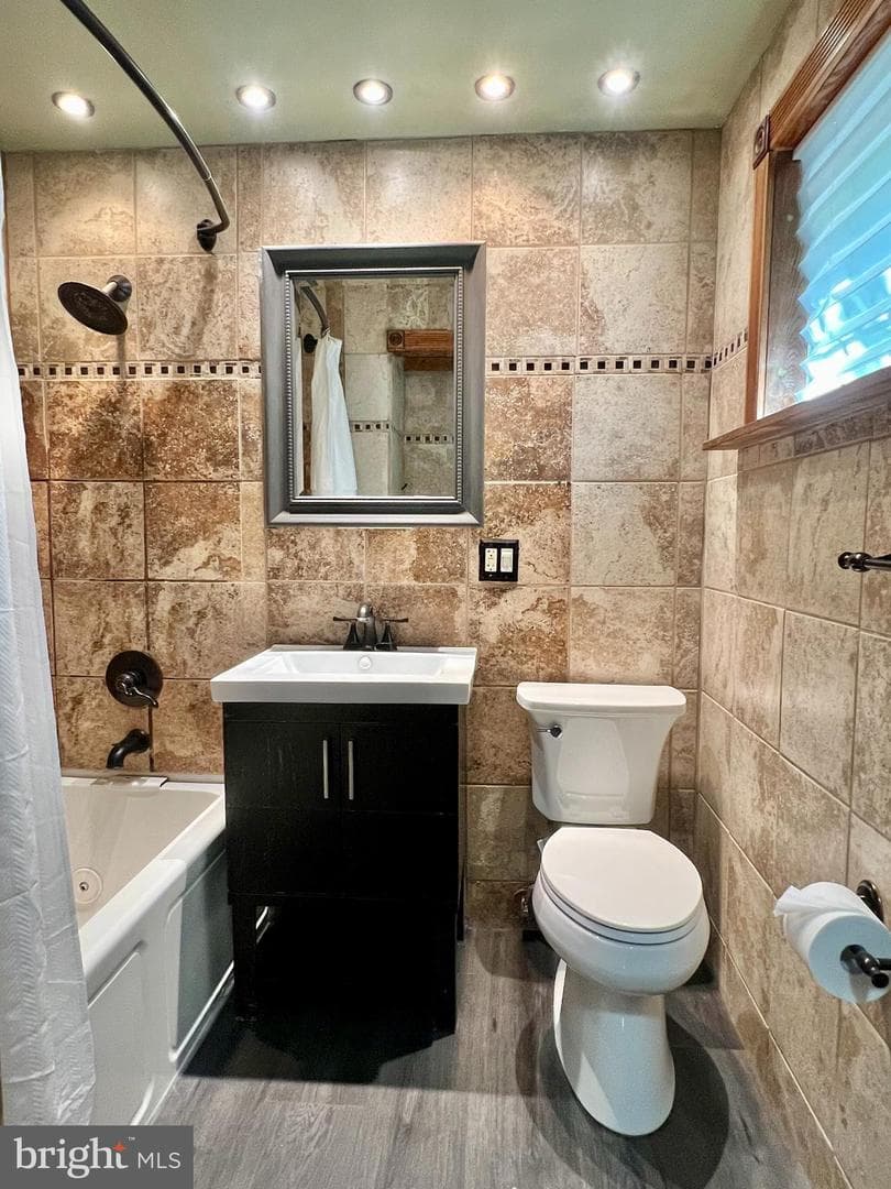 3503 Valley Drive photo 18