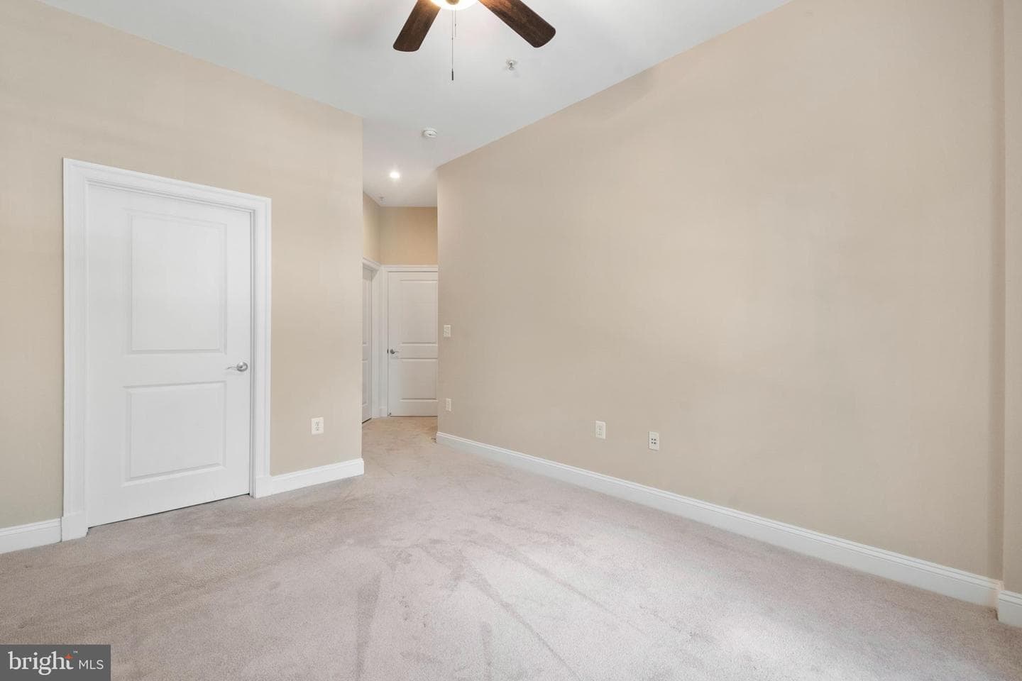 1023 N Royal Street #217 photo 13