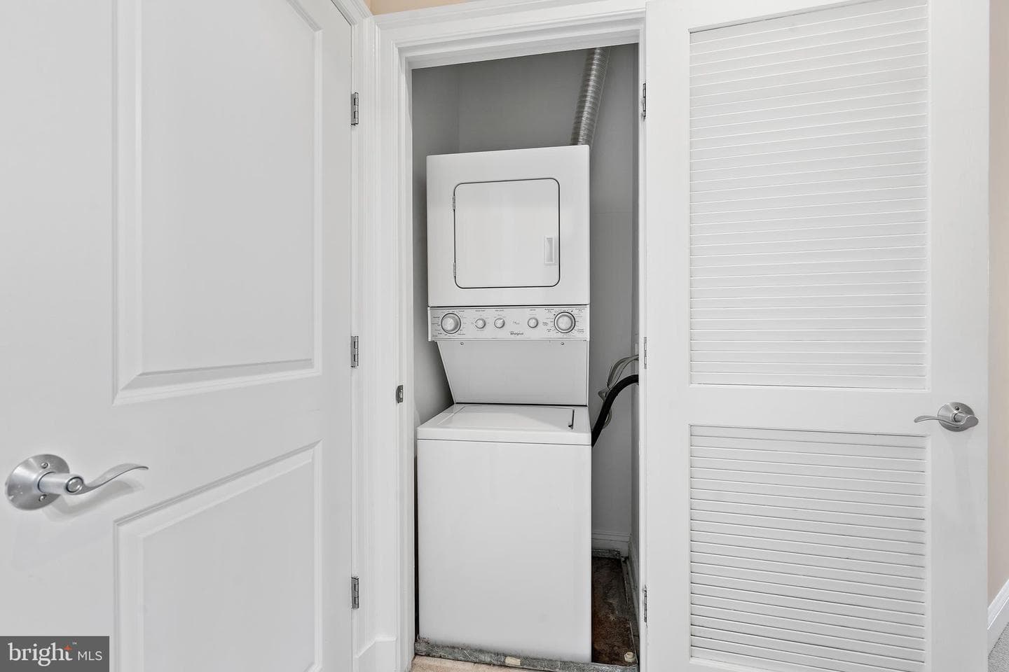 1023 N Royal Street #217 photo 17