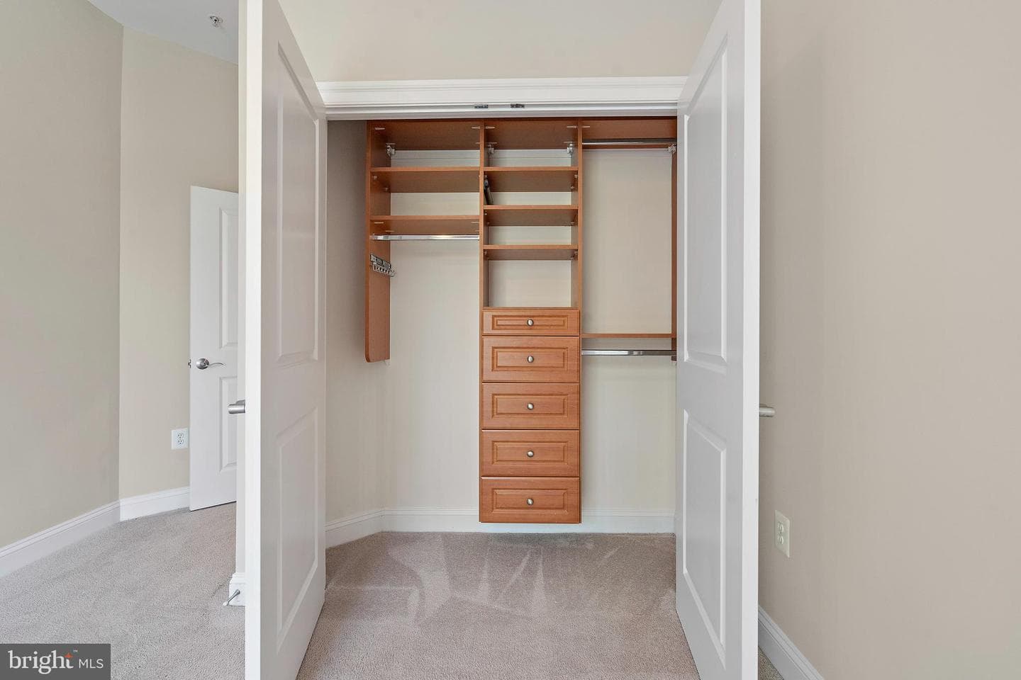 1023 N Royal Street #217 photo 21