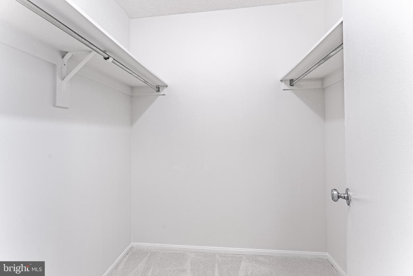 203 Yoakum Parkway #403 photo 14
