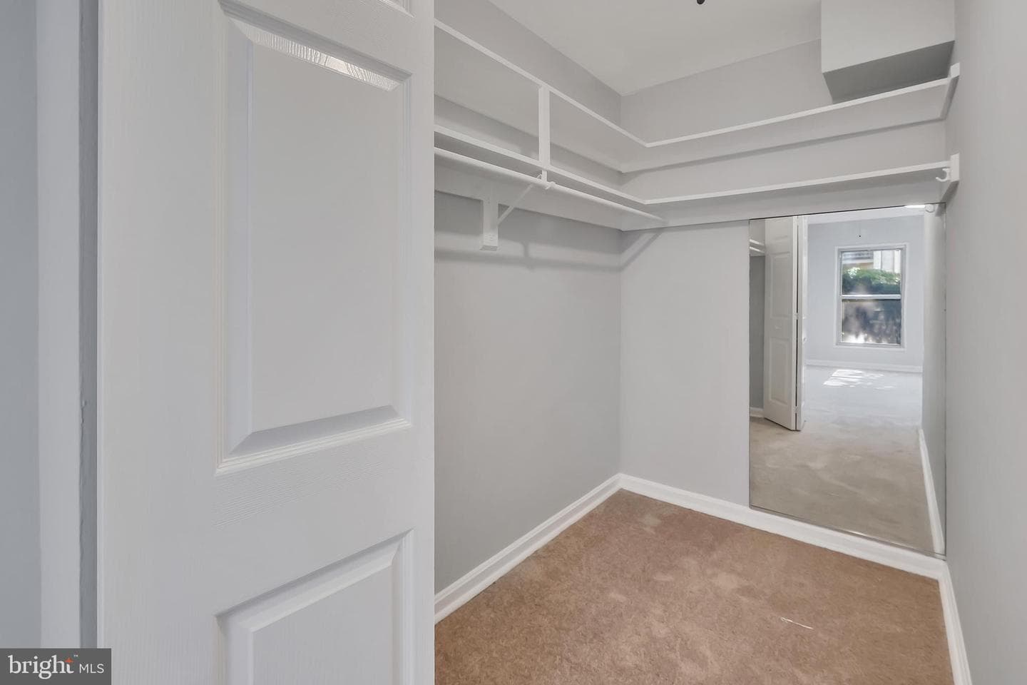 17 Canterbury Square #103 photo 16