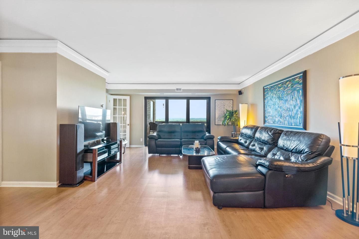 203 Yoakum Parkway #1605 photo 6