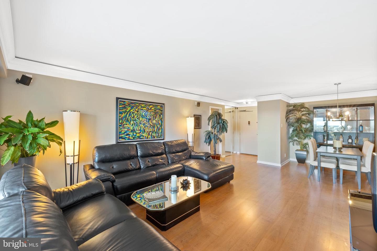 203 Yoakum Parkway #1605 photo 8