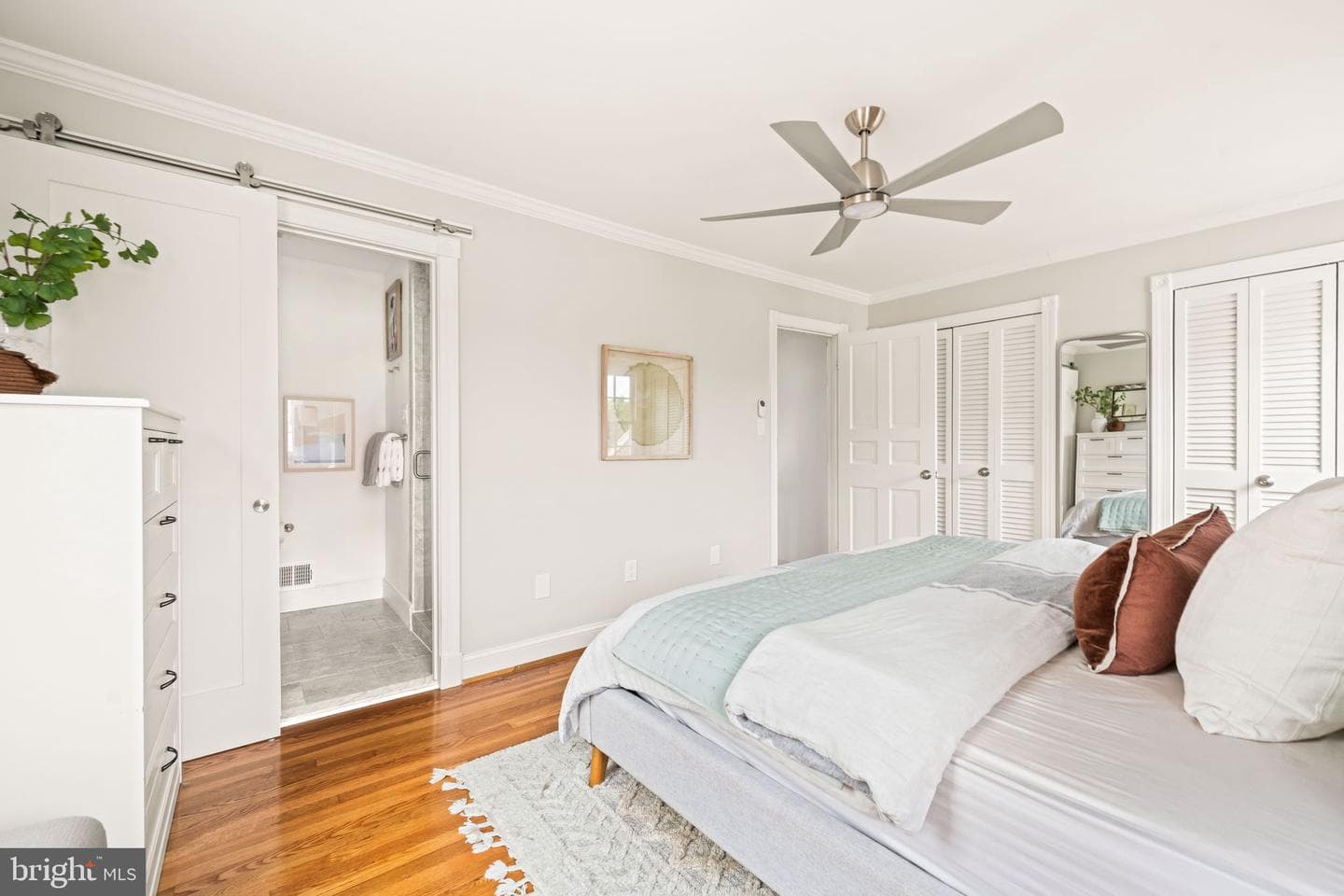 621 S Saint Asaph Street photo 34
