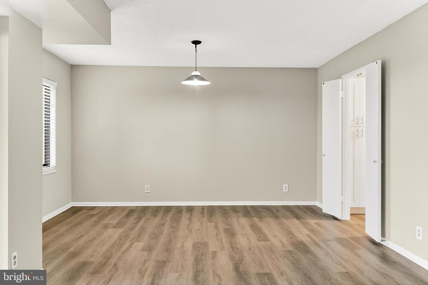 203 Yoakum Parkway #918 photo 16