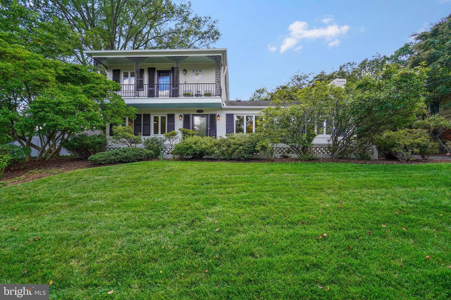 500 Crown View Drive
