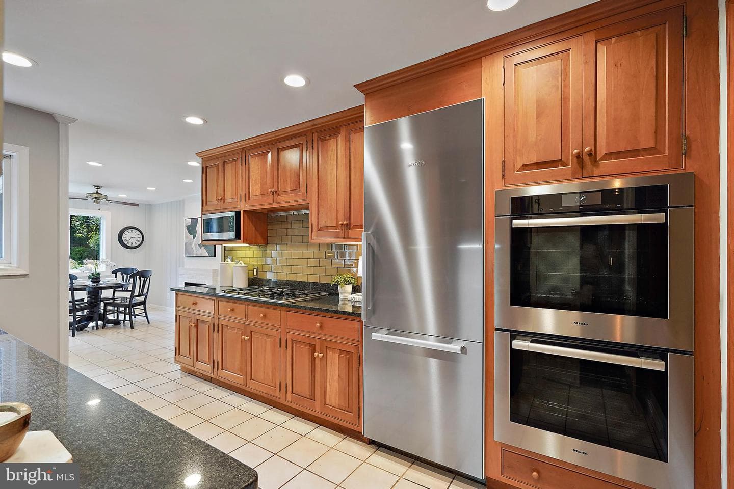 500 Crown View Drive photo 11