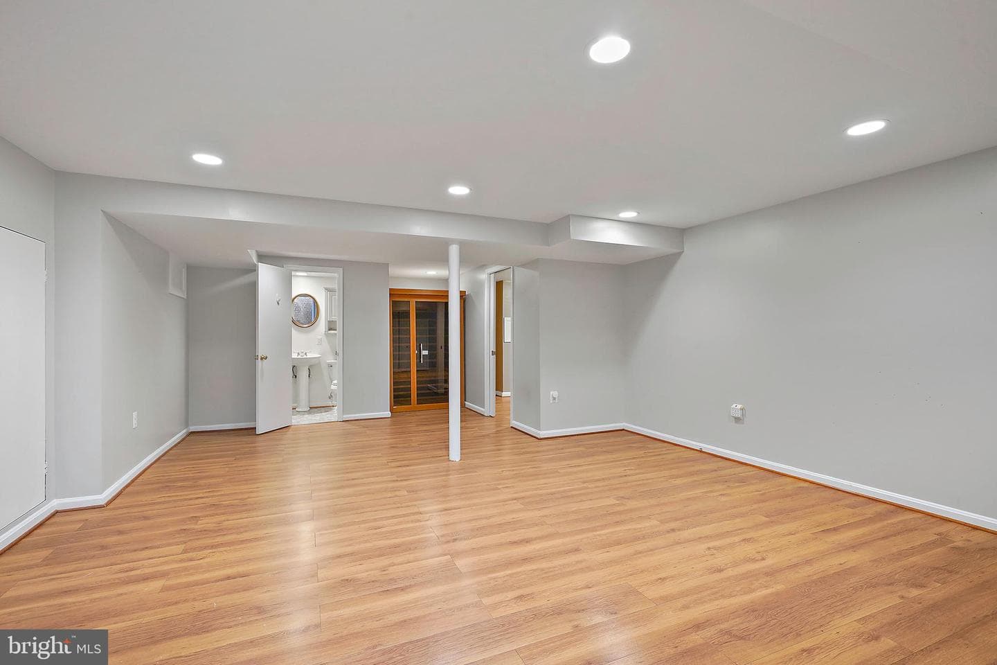 500 Crown View Drive photo 36