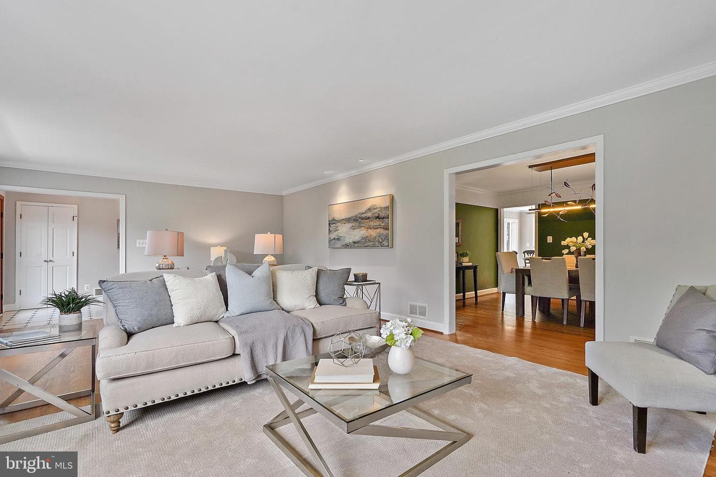 500 Crown View Drive photo 6