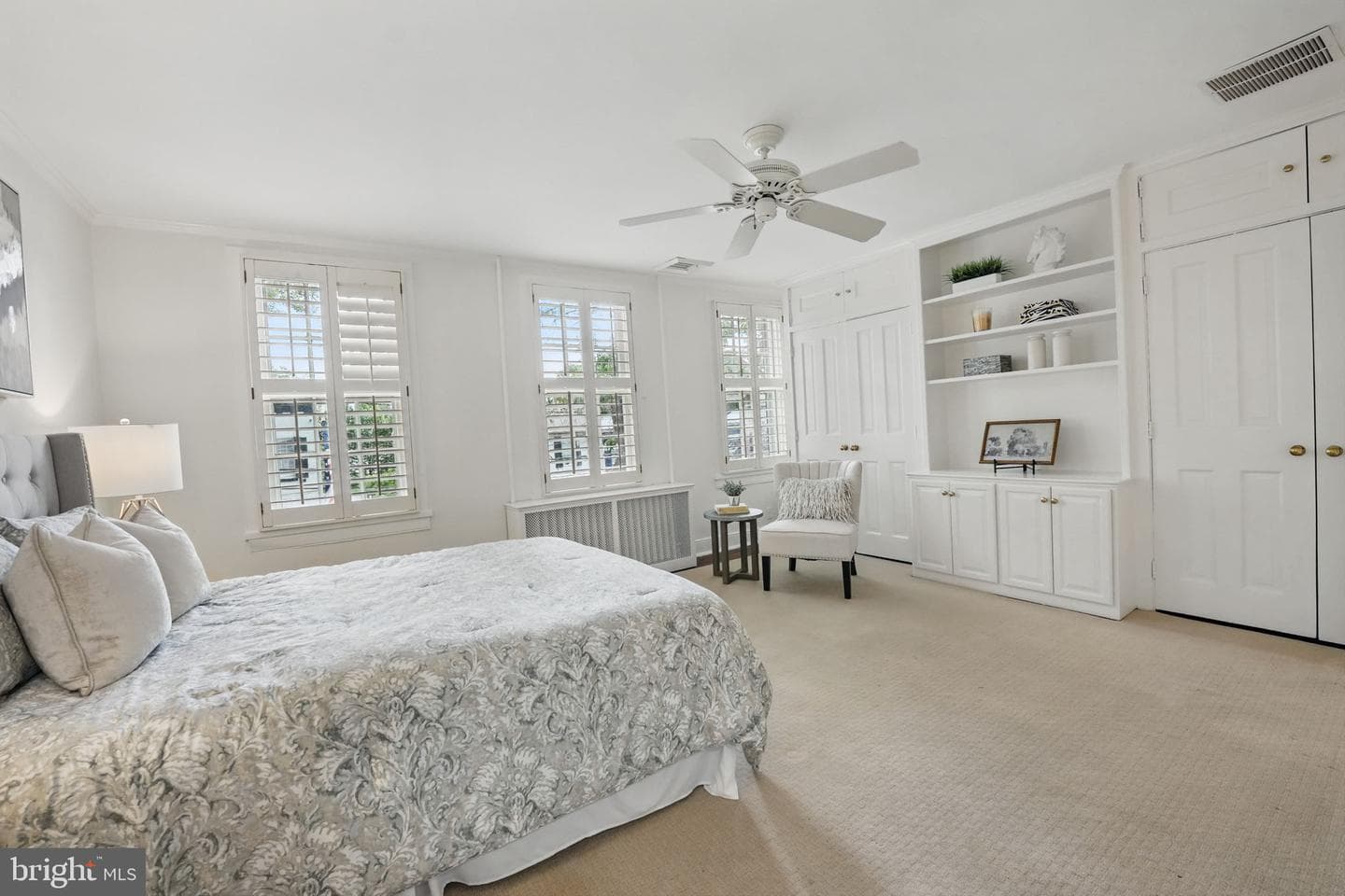 219 N Pitt Street photo 31