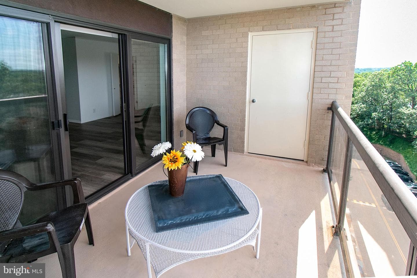 307 Yoakum Parkway #1024 photo 17