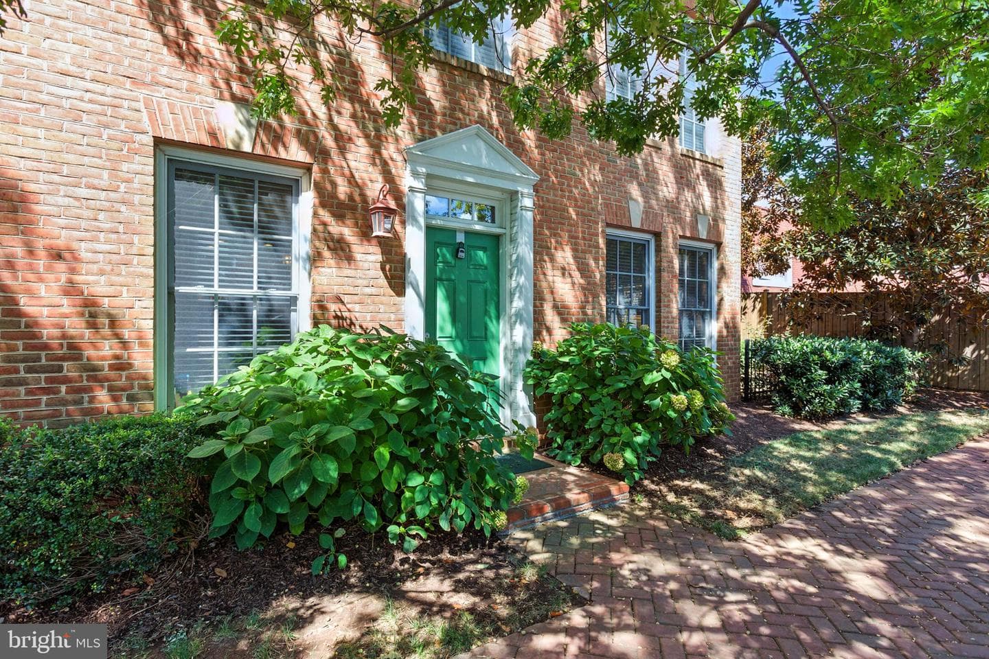1115 Cameron Street #104 photo 31