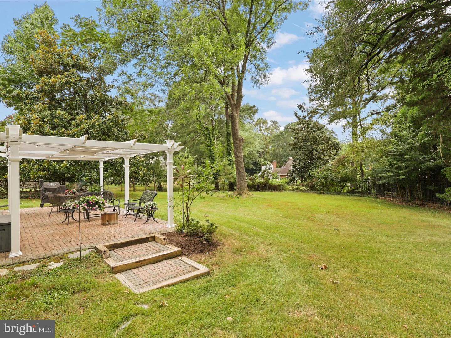 4712 Surry Place photo 31