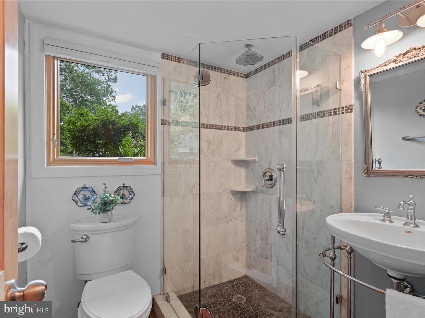 4712 Surry Place photo 7