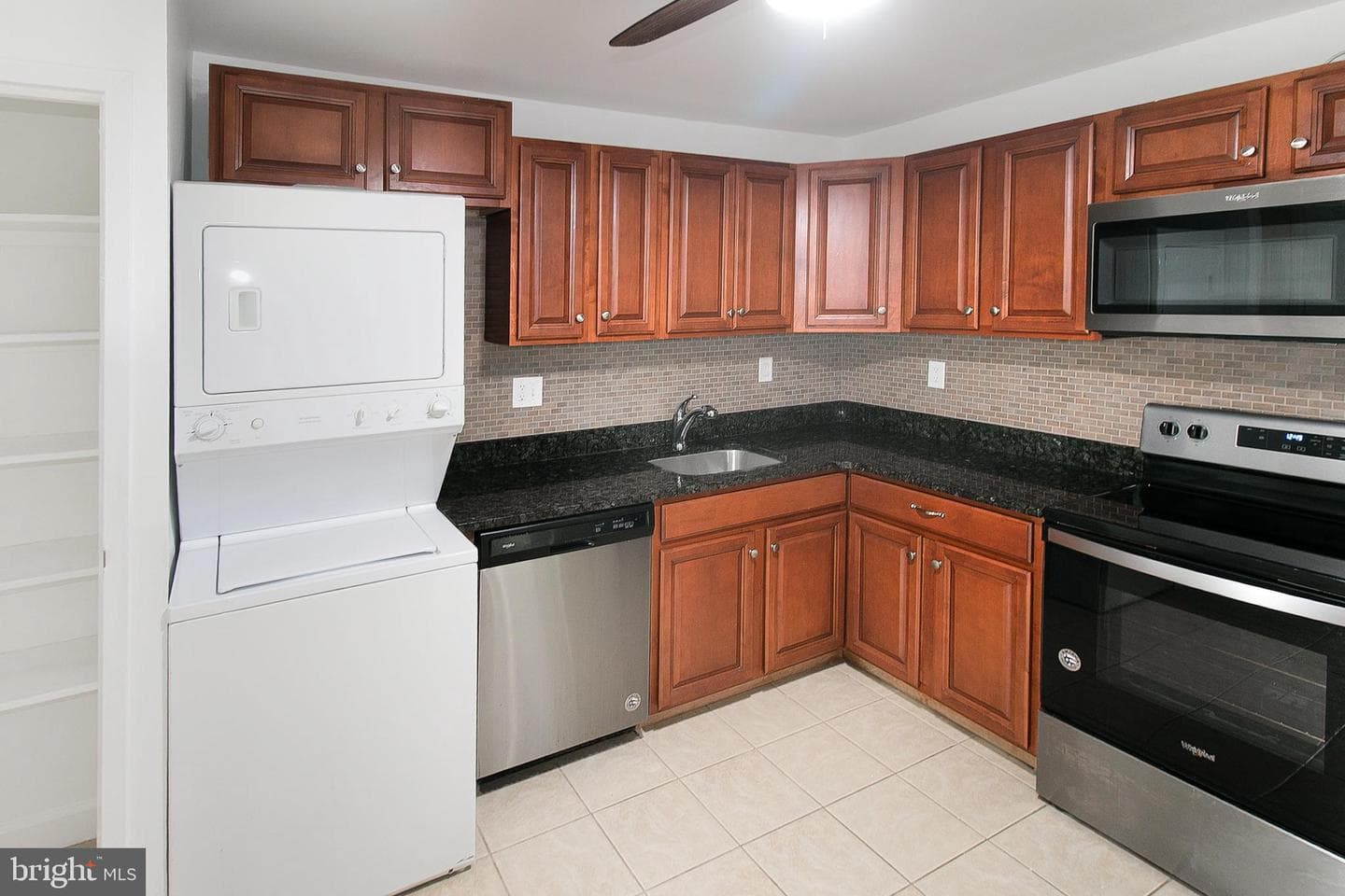 250 S Reynolds Street #105 photo 18
