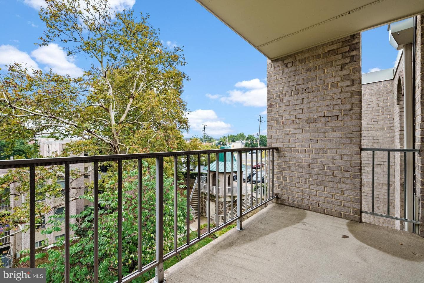 3 Canterbury Square #402 photo 26