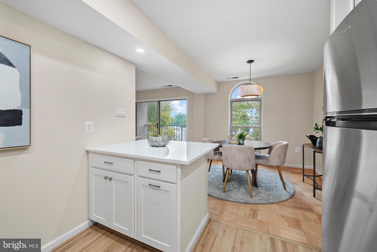 3 Canterbury Square #402 photo 6
