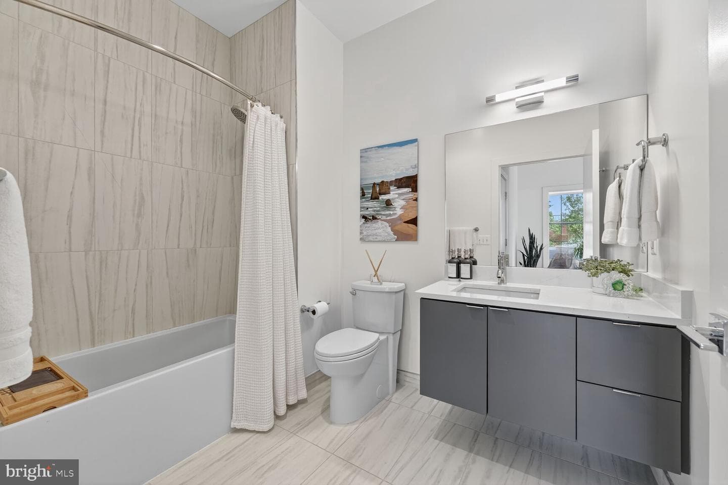 1312 King Street #210 photo 15