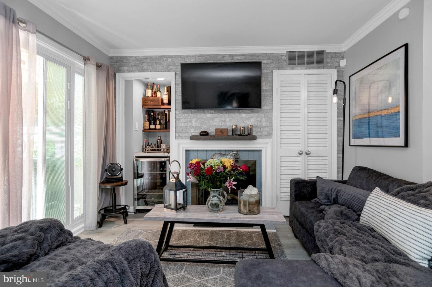 102 King Henry Court photo 10