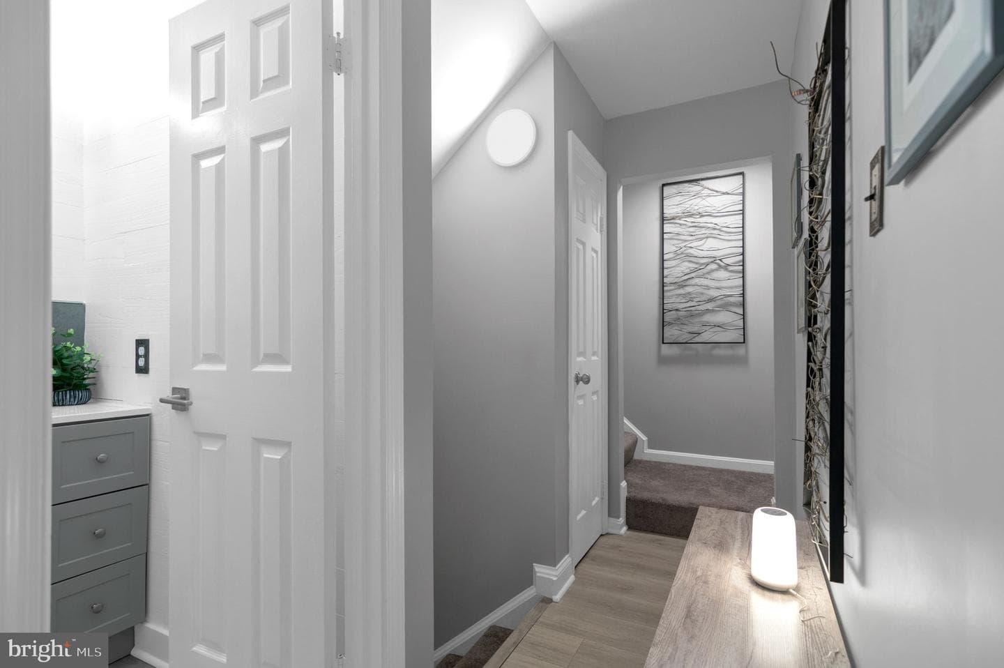 102 King Henry Court photo 22