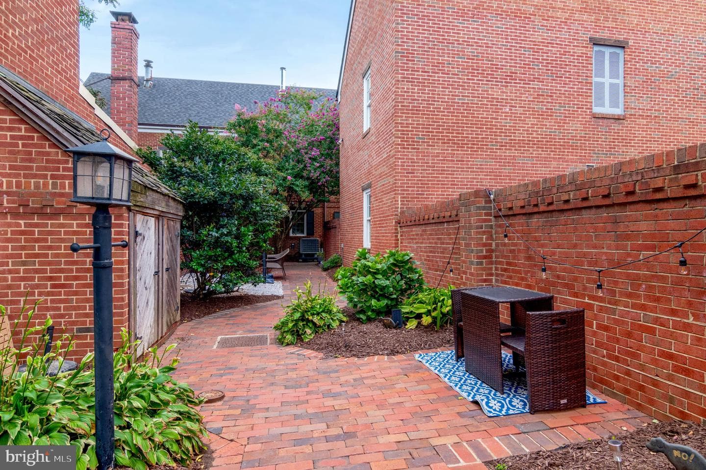 102 King Henry Court photo 29