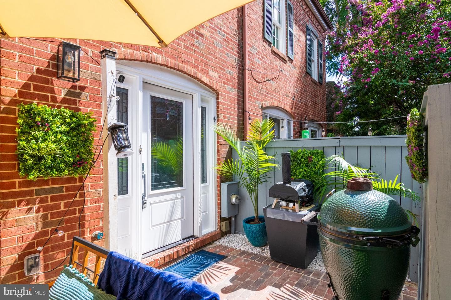 102 King Henry Court photo 5