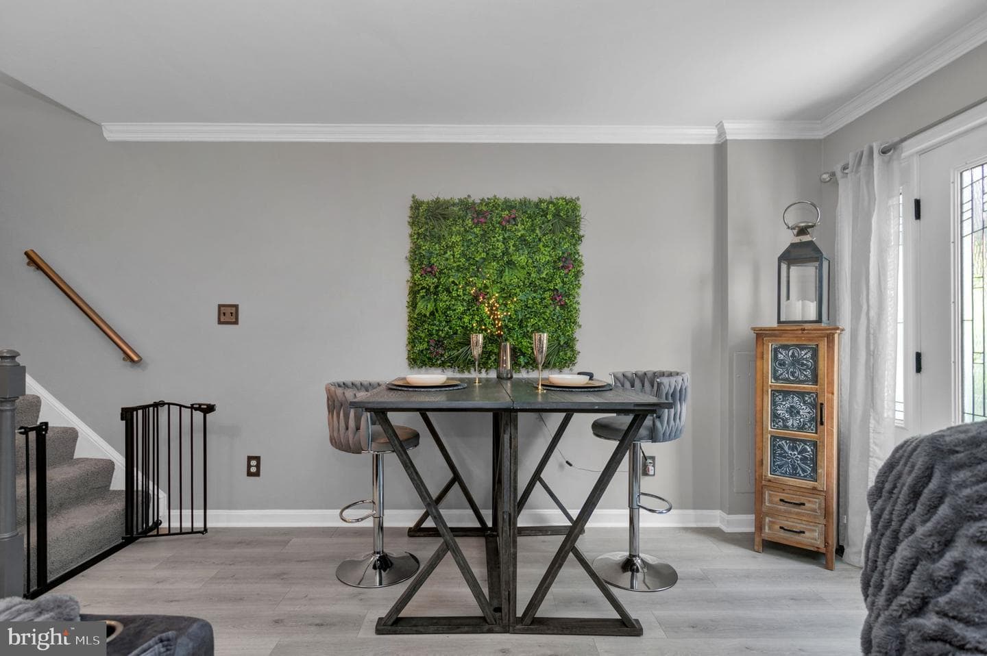 102 King Henry Court photo 8