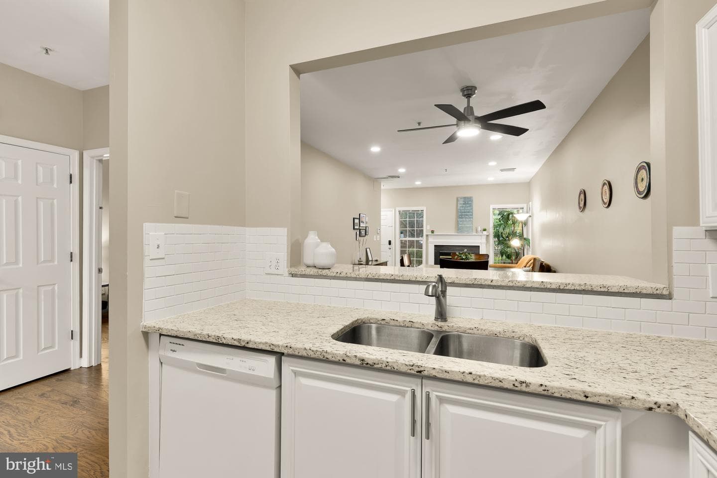 2356 Garnett Drive #1 photo 17