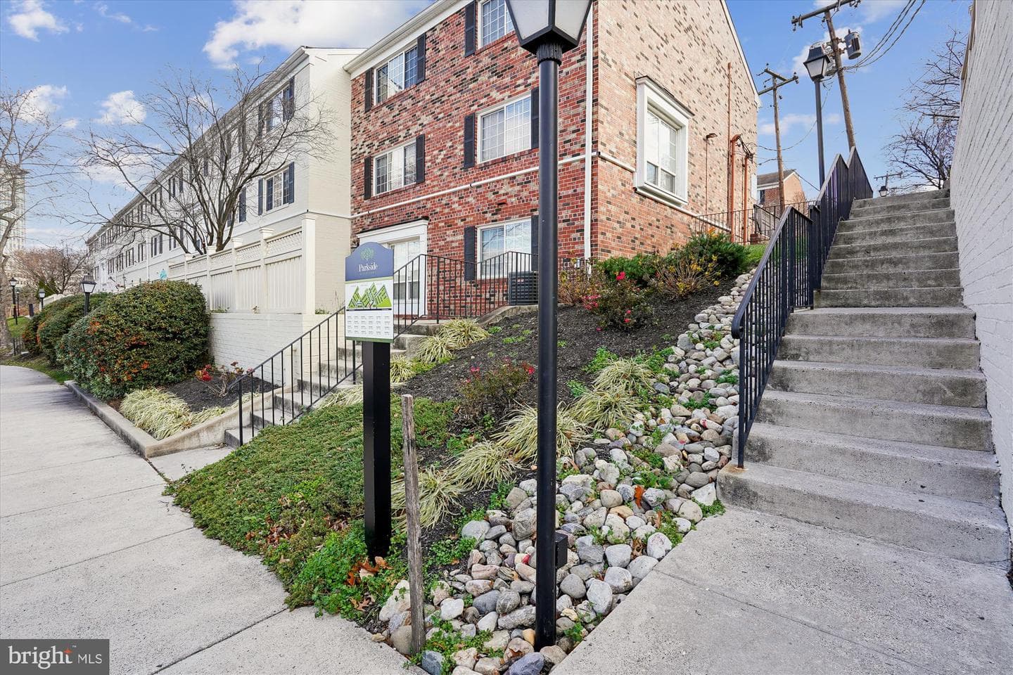 1435 N Van Dorn Street photo 48
