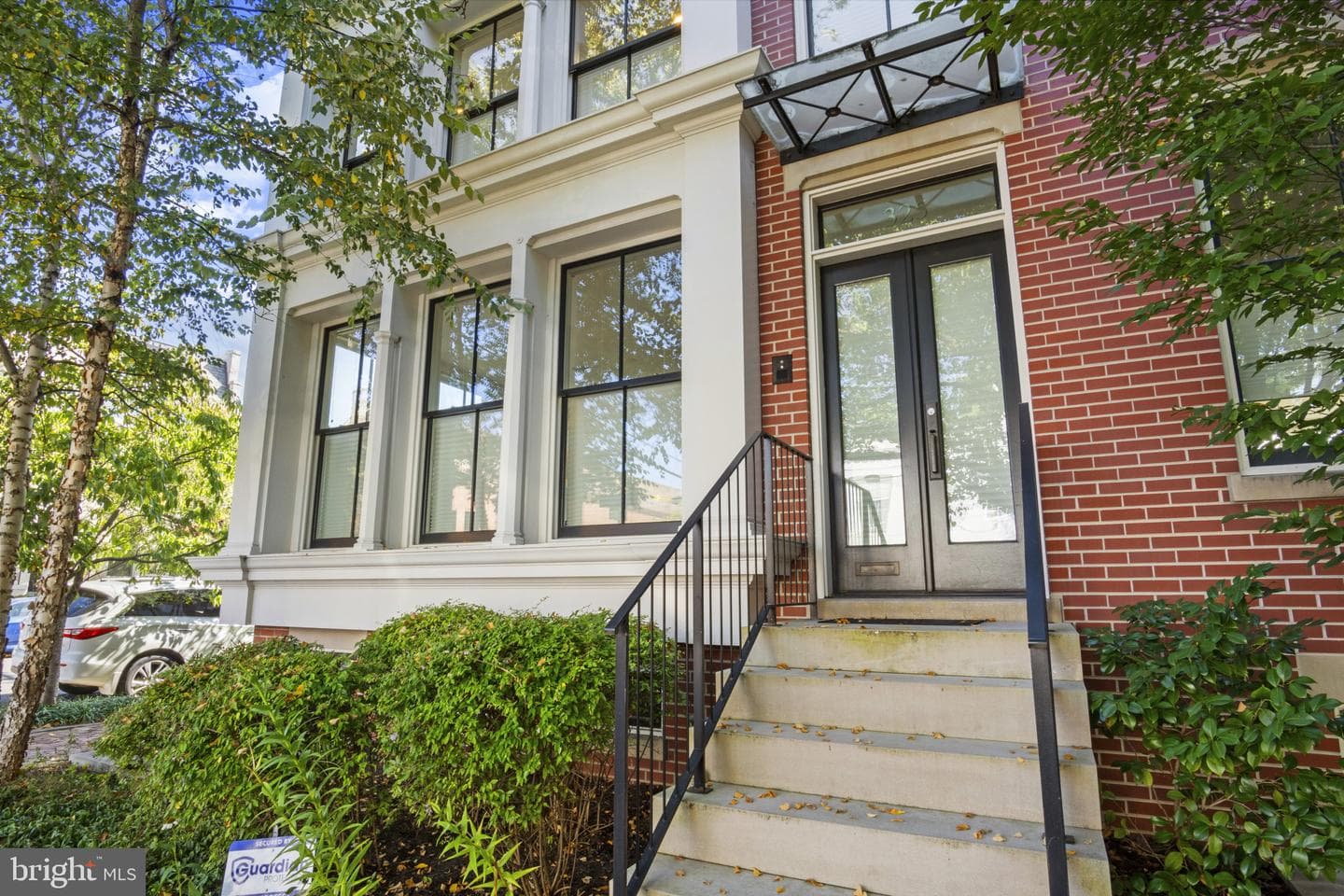 325 N N. Columbus Street photo 4