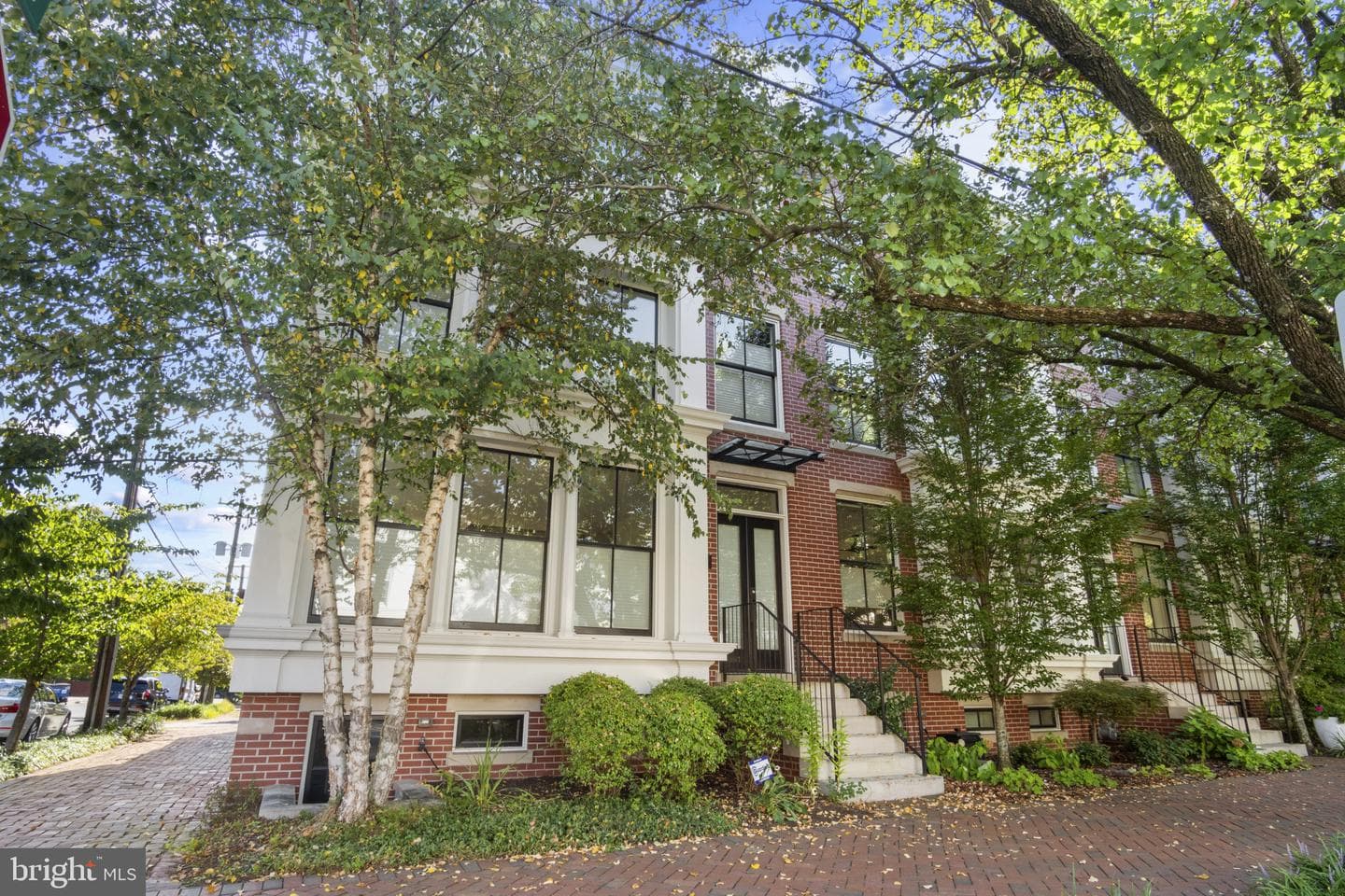 325 N N. Columbus Street photo 5