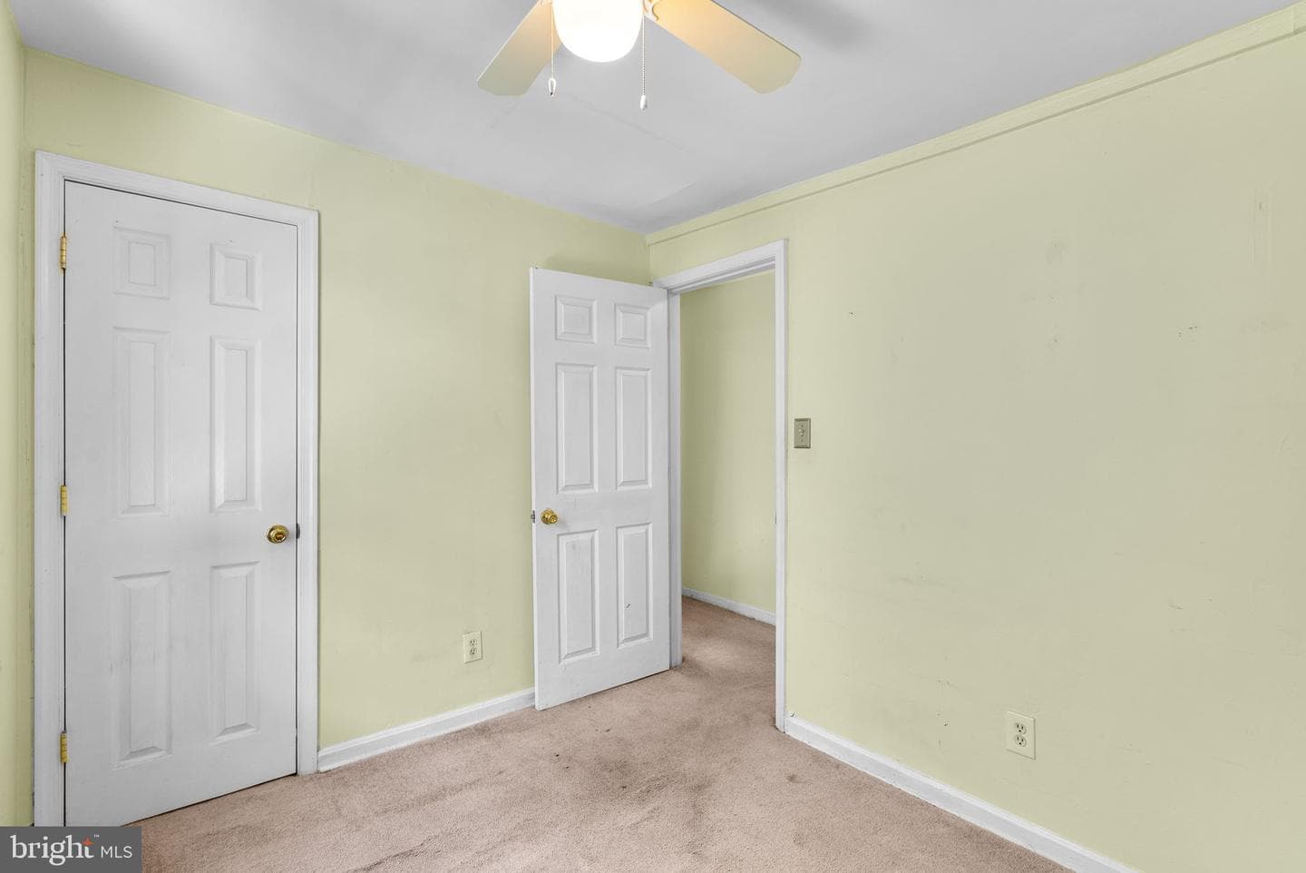 1223 Queen Street photo 18