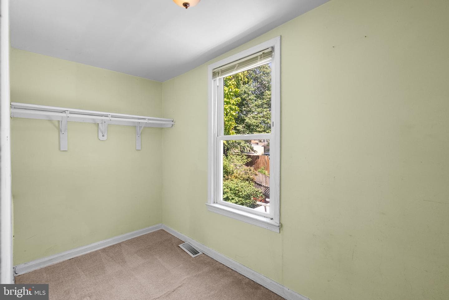 1223 Queen Street photo 19