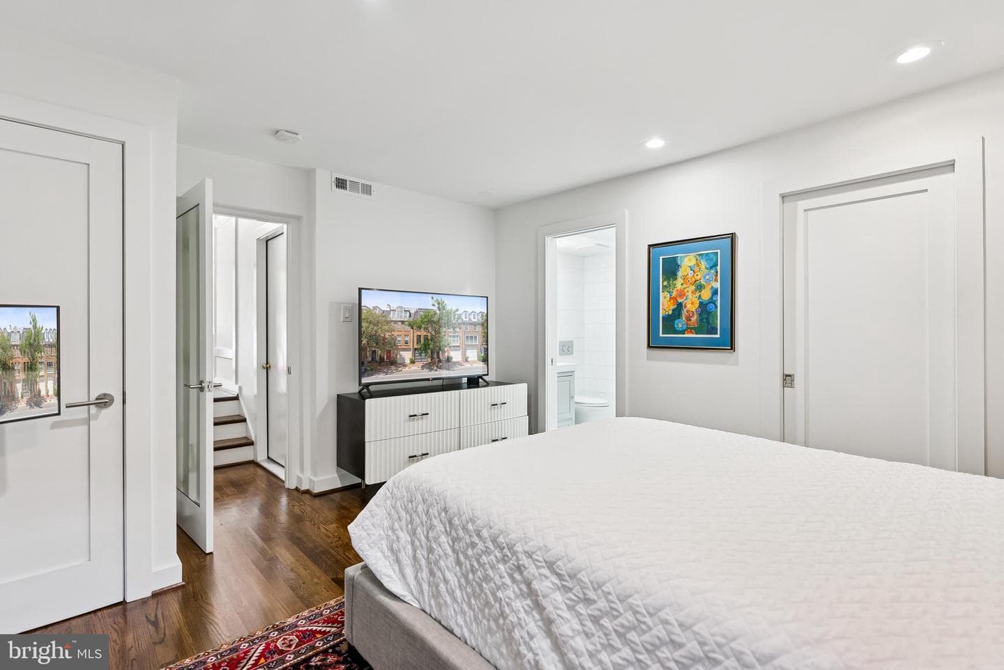422 N Union Street photo 13