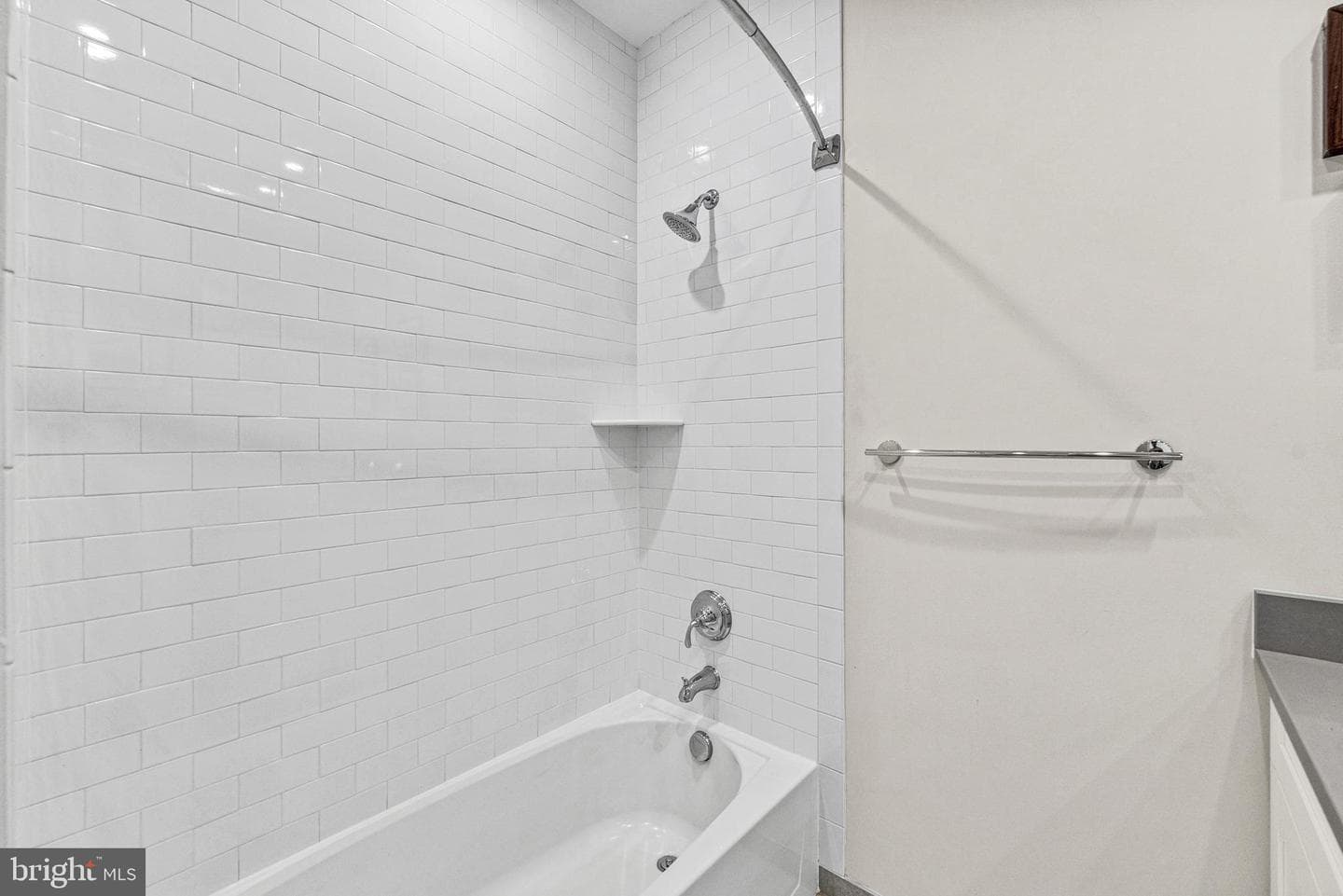 1117 E Abingdon Drive photo 35