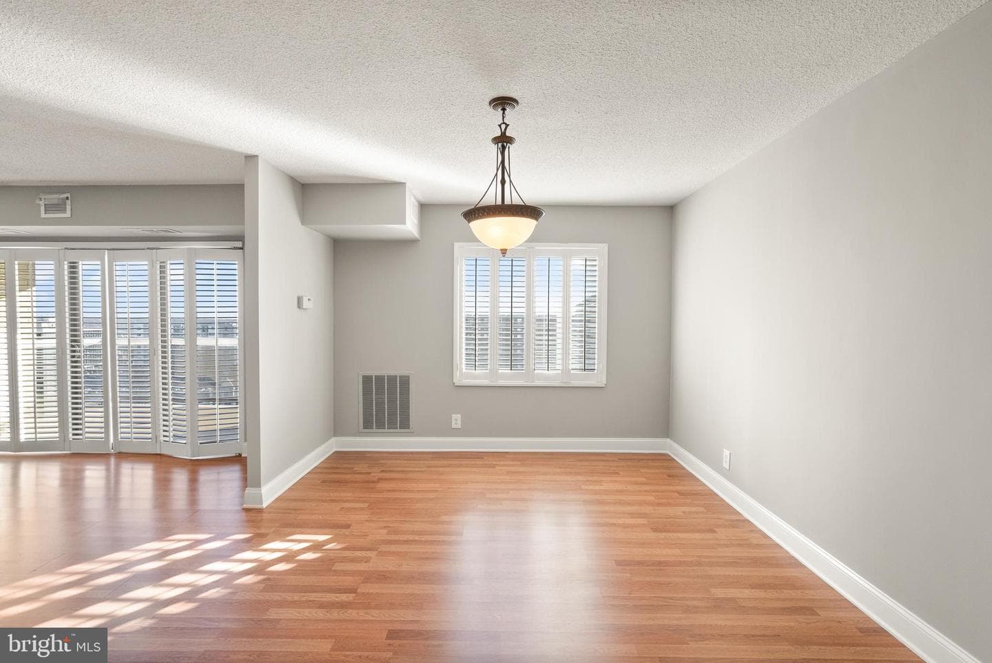 203 Yoakum Parkway #1512 photo 21