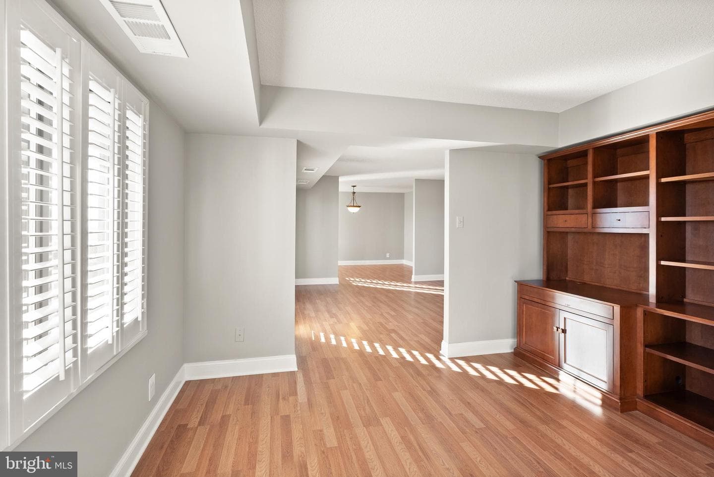 203 Yoakum Parkway #1512 photo 45