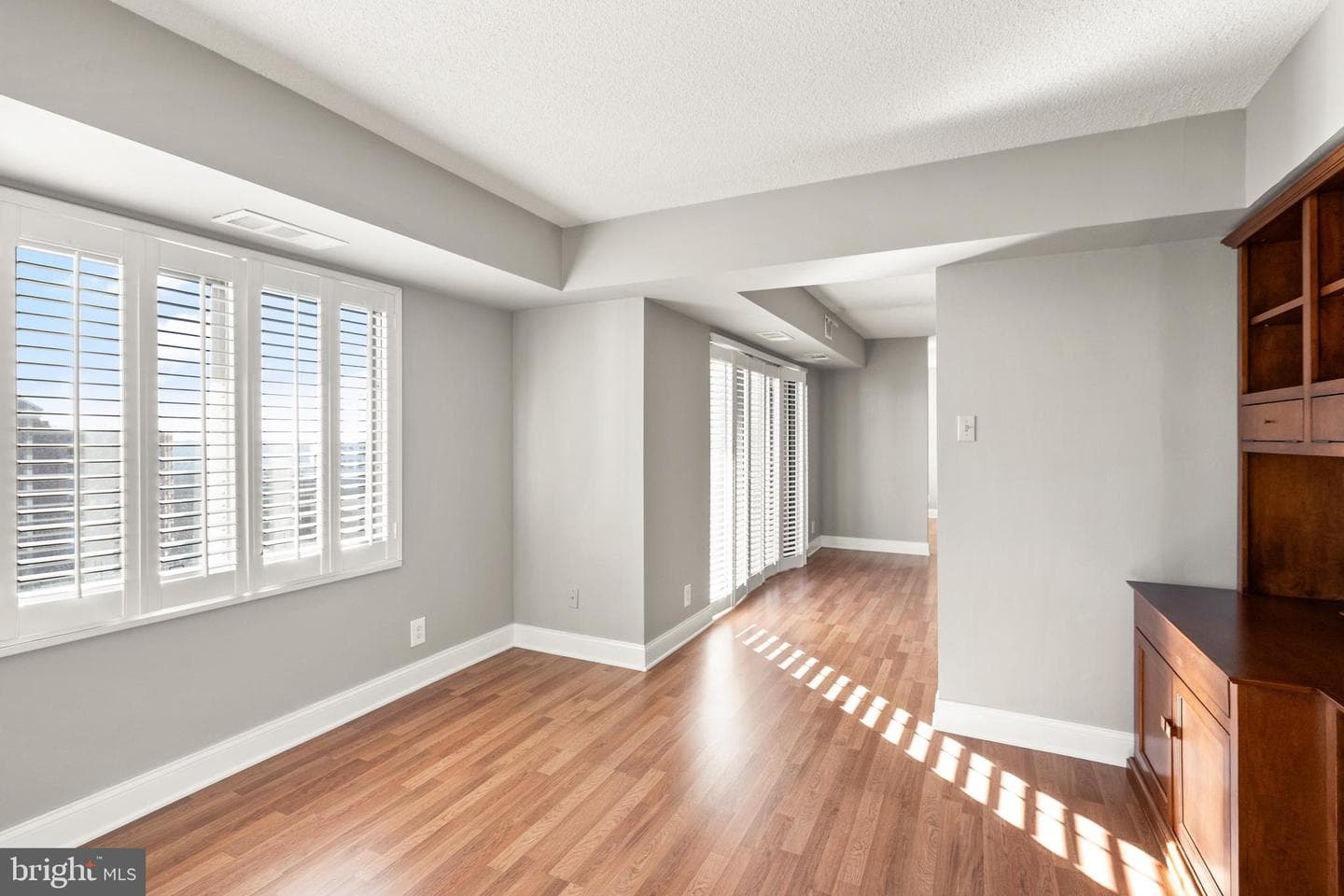 203 Yoakum Parkway #1512 photo 47