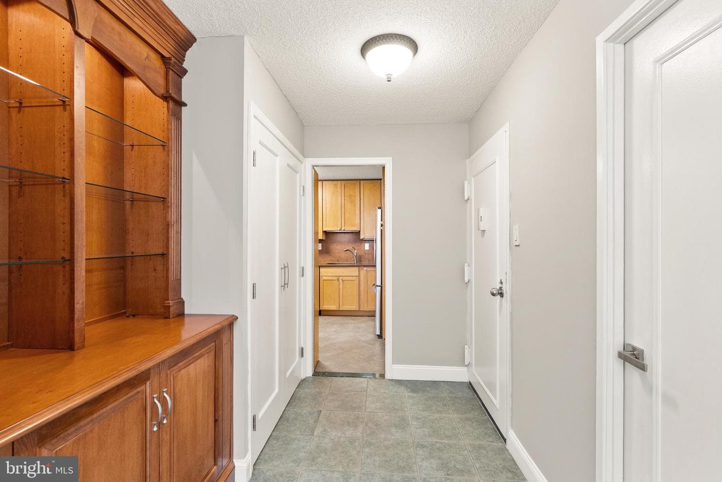 203 Yoakum Parkway #1512 photo 6