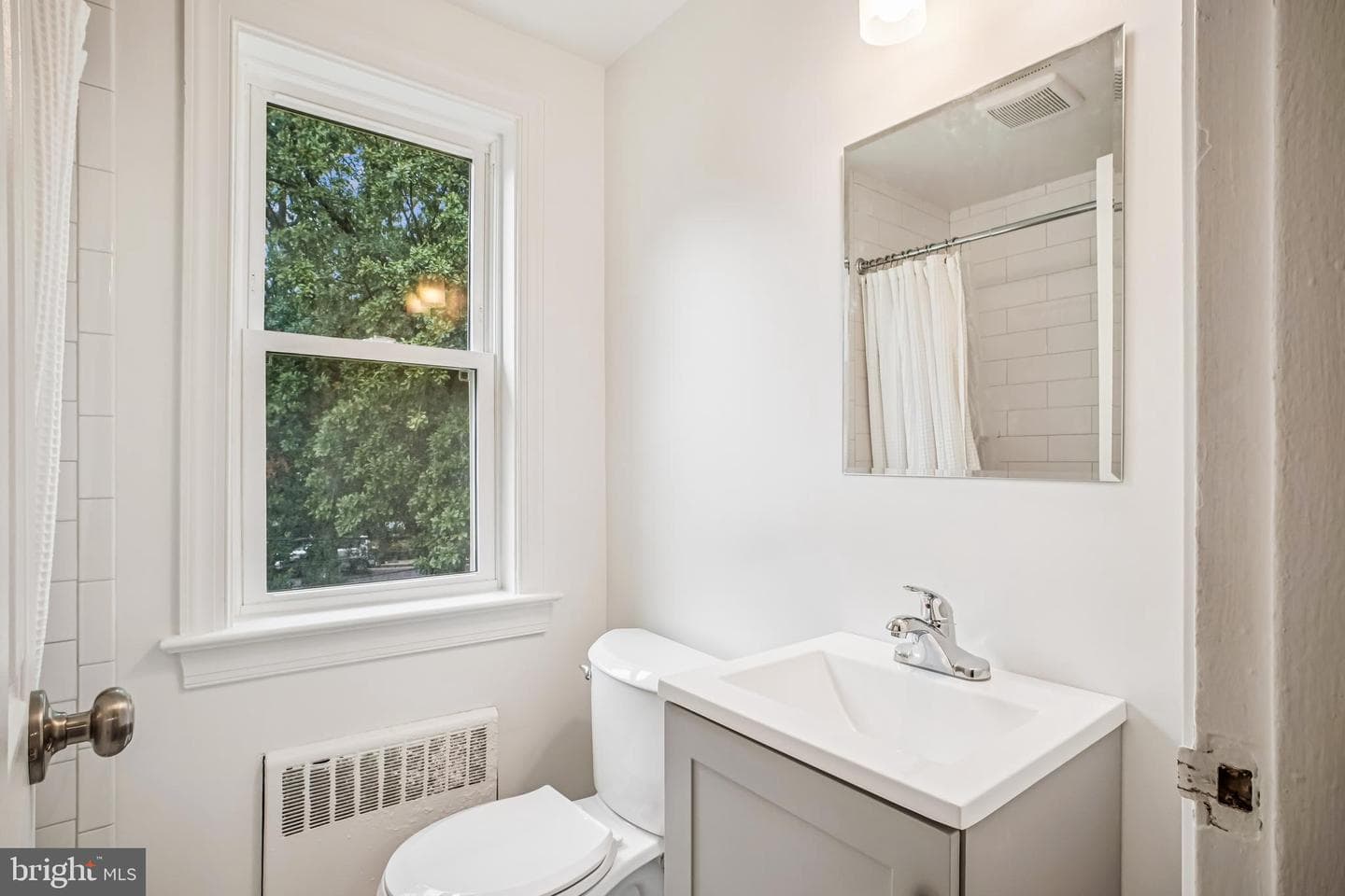 2933 Landover Street photo 18