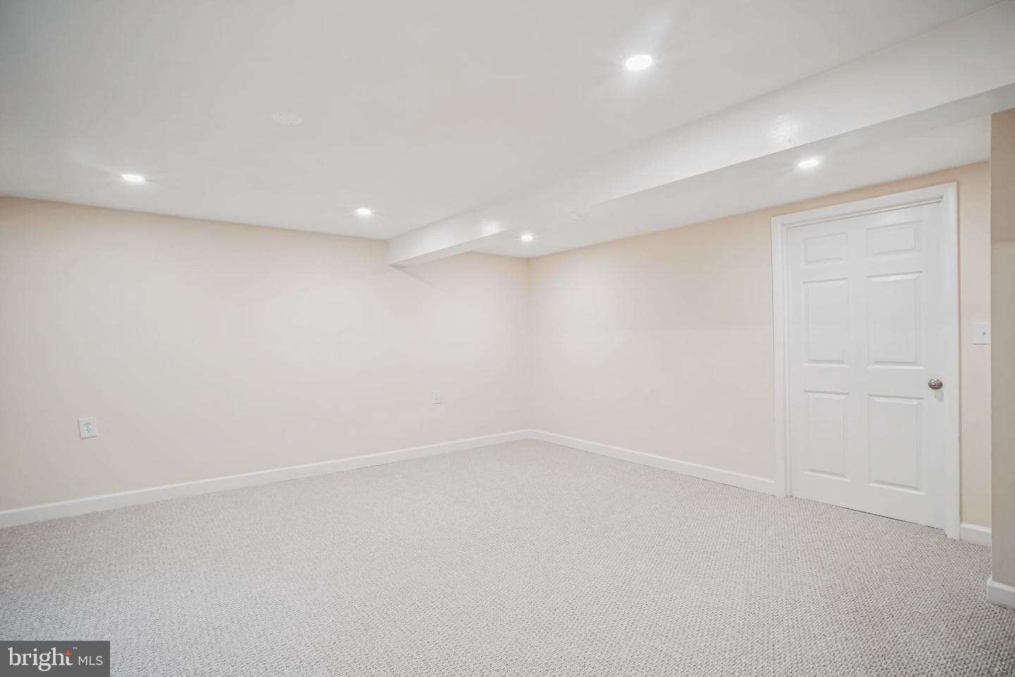 2933 Landover Street photo 27