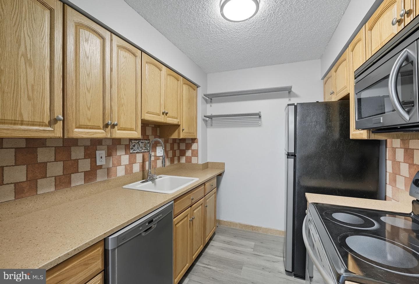 5300 Holmes Run Parkway #709 photo 12