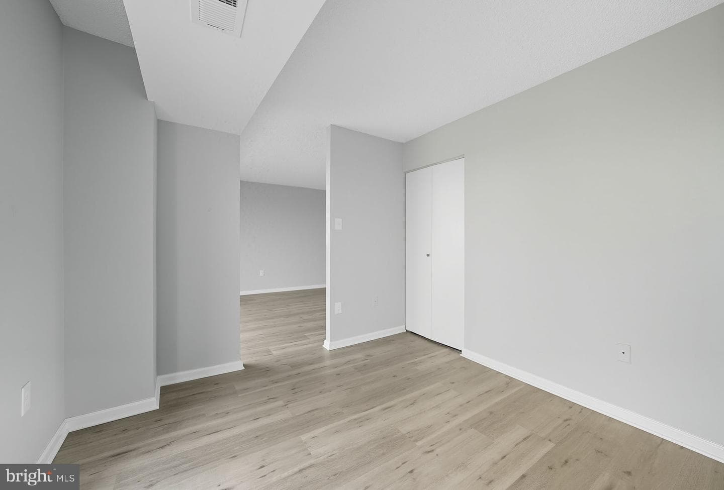 5300 Holmes Run Parkway #709 photo 17