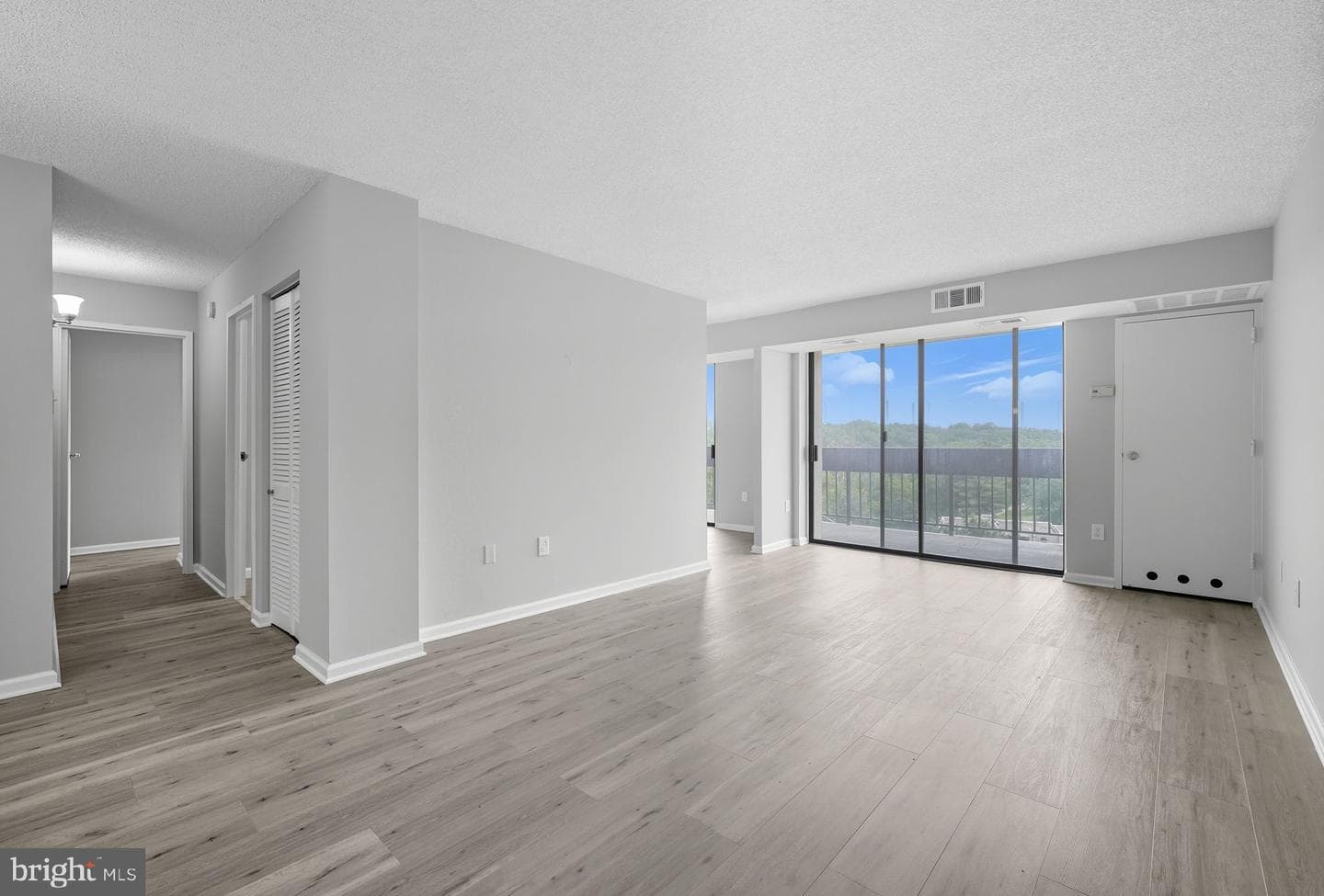 5300 Holmes Run Parkway #709 photo 4